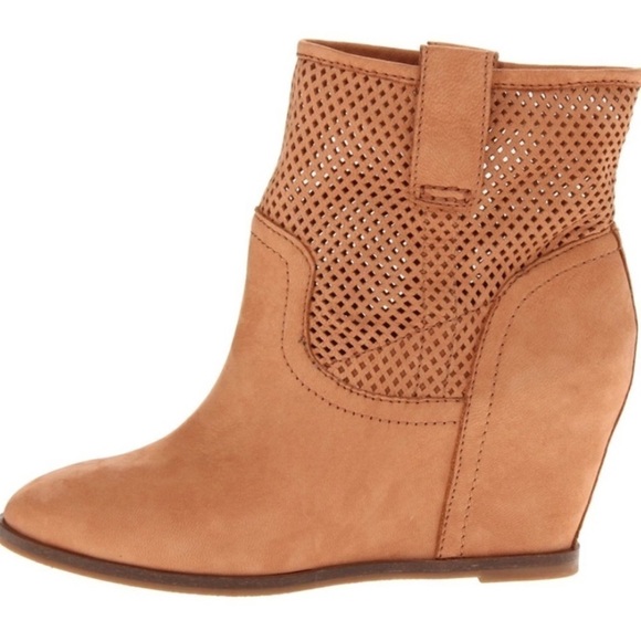 LUCKY Brand Keno Perforated Dark Camel Suede Leather Wedge Bootie Size 10 - Picture 1 of 11